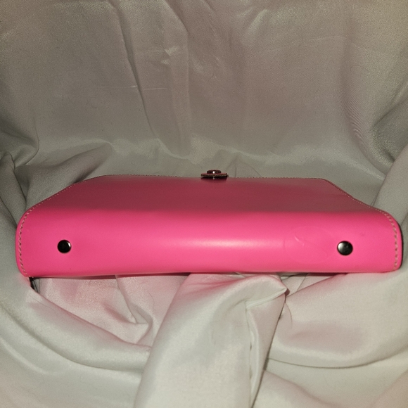 Filofax Original A5 Organizer - Fluoro Pink - Picture 3 of 15